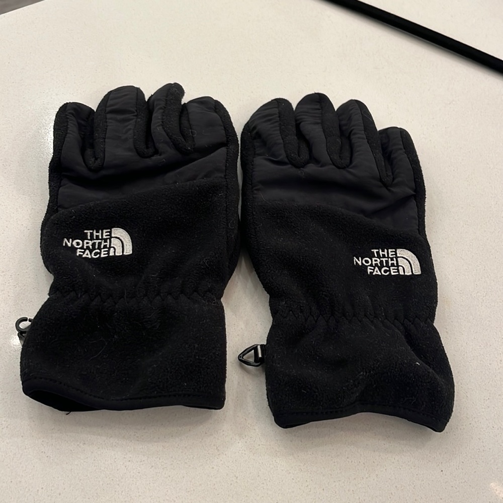 MENS size XL North Face Gloves